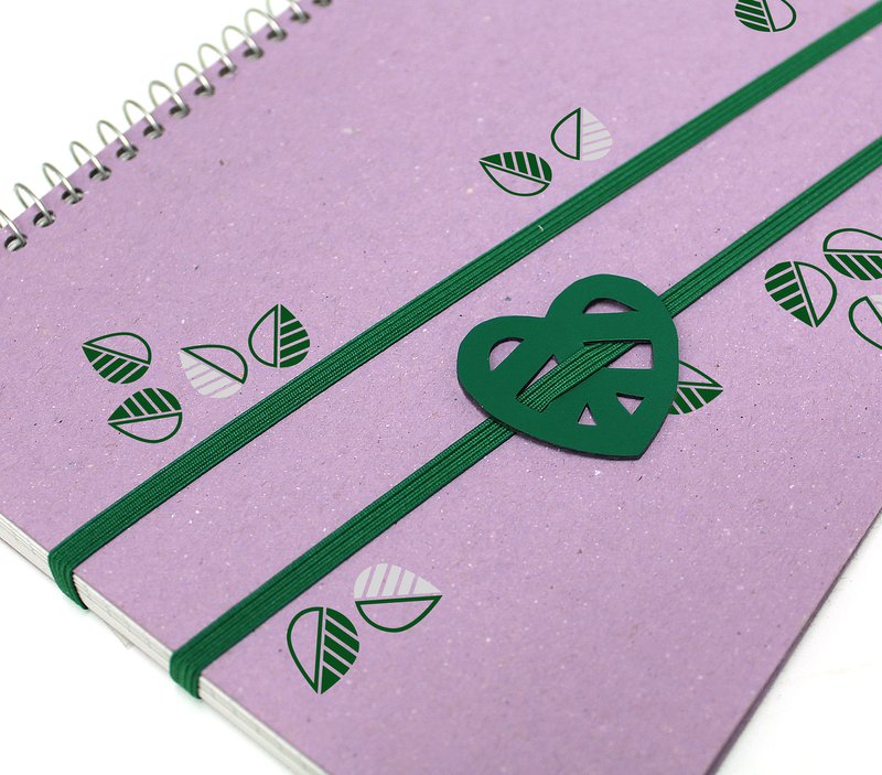 Blocco notes con spirale ed elastico I love green - carta riciclata - 18x25 cm - colori assortiti