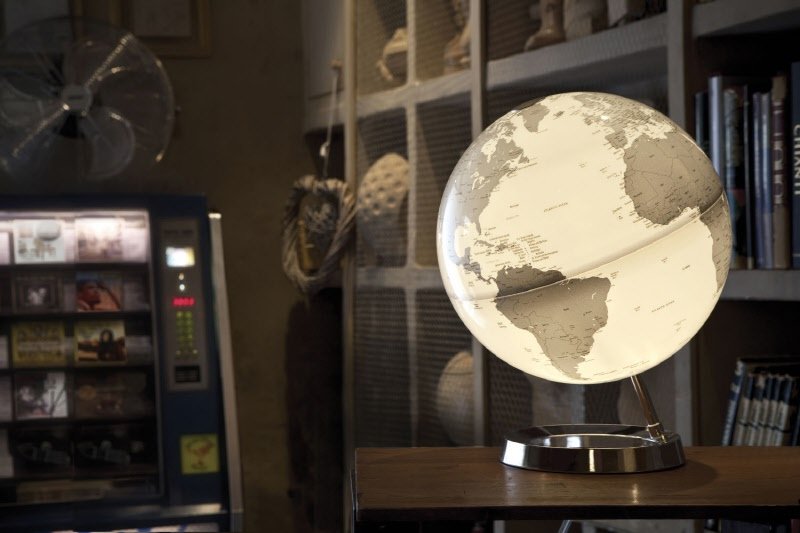 Mappamondo luminoso - Globo Light & Colour Chrome - diametro 30 cm - cartografica politica - scritte in inglese