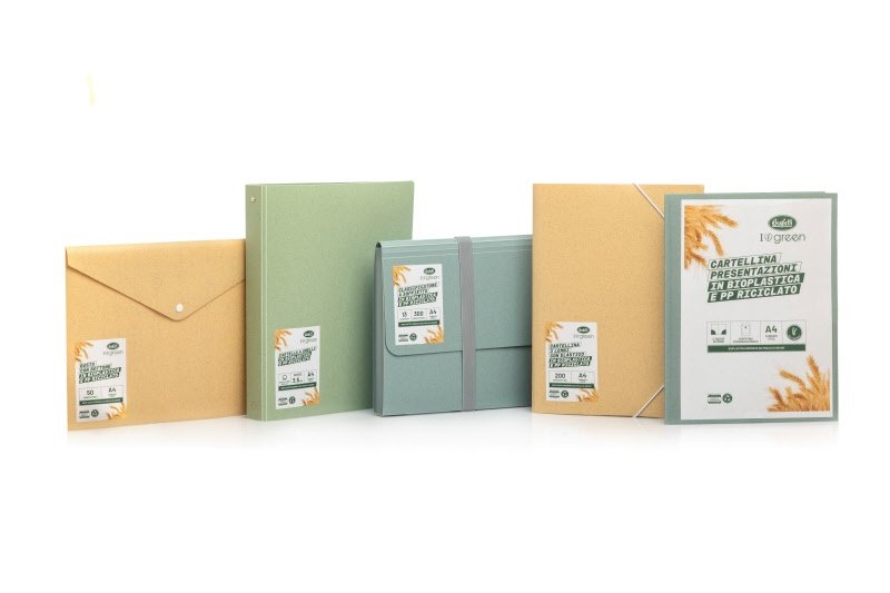 Buste con bottone I love green - bioplastica e pp riciclato  - 29,7x21 cm - azzurro